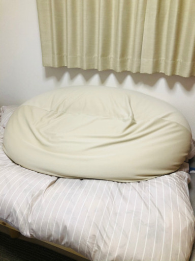 人をダメにするクッション　ビーズクッション