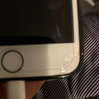 iPhone7 32gb softbankの画像