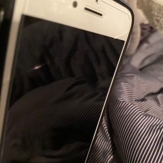 iPhone7 32gb softbankの画像