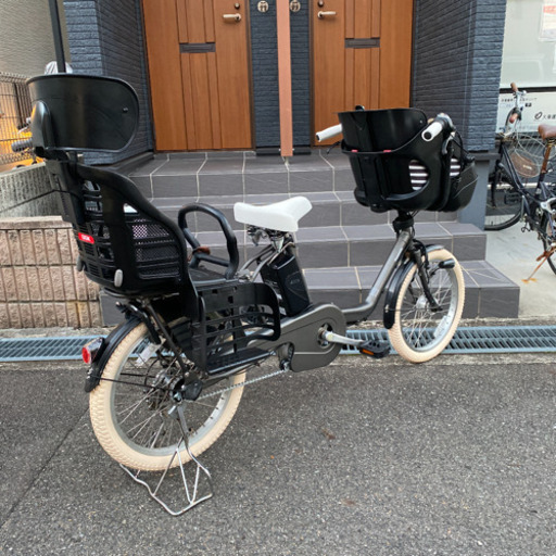 ご予約済み〜配達待ち(*^^*)   お洒落❣️子供乗せ自転車