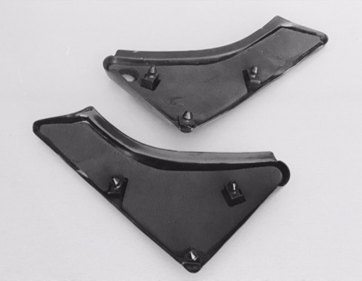 （決まりました）ゼファーχ サイドカバー左右セット美品