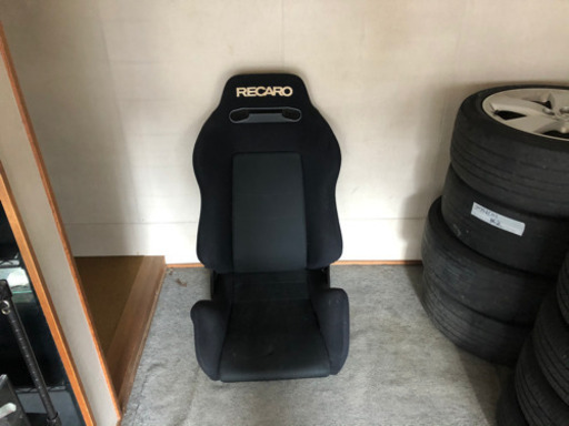 RECARO セミバケシート