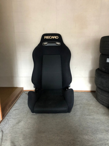 RECARO セミバケシート