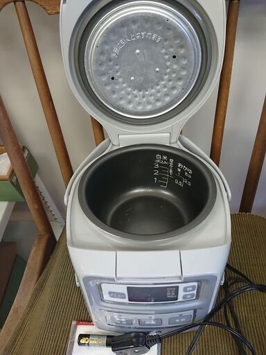 SHARP シャープ 炊飯器 3合炊き 配達無料サービス