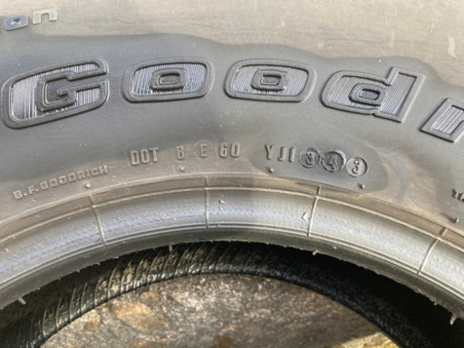 31/10.5R/15 ２本　バリ山　BF Goodrich Mudterren M/T