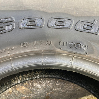 31/10.5R/15 ２本　バリ山　BF Goodrich Mudterren M/T