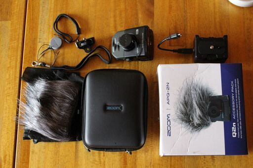 Q2n-4Kカメラ、BCQ-2n外部バッテリー、アクセサリーバック
