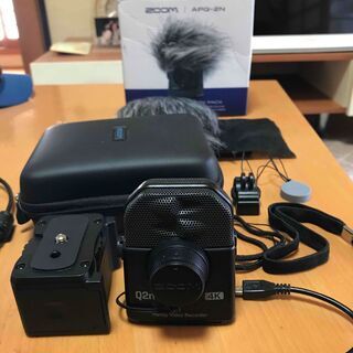 Q2n-4Kカメラ、BCQ-2n外部バッテリー、アクセサリーバック Q2n-4Kカメラ、BCQ-2n外部バッテリー、アクセサリーバック