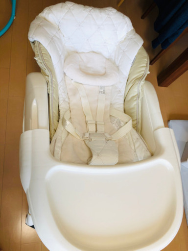 コンビ　電動　ハイローチェア