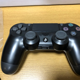 PlayStation 4 Pro ジェット・ブラック 1TB (CUH-7200BB01)の画像