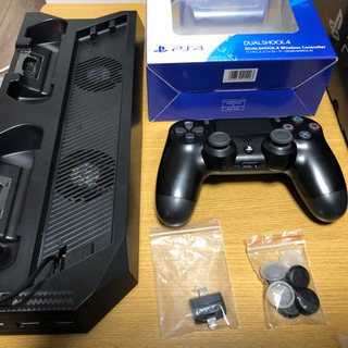 PlayStation 4 Pro ジェット・ブラック 1TB (CUH-7200BB01)の画像