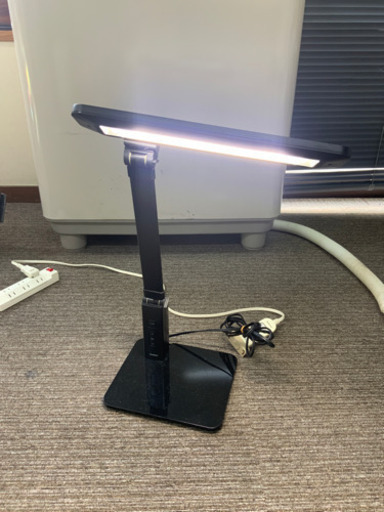 お取引き中です！！ツインバード　LEDデスクライト★