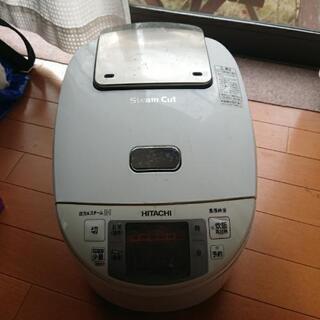 炊飯器を3000円で譲ります。