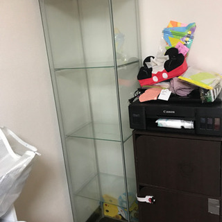 IKEA ガラスケース