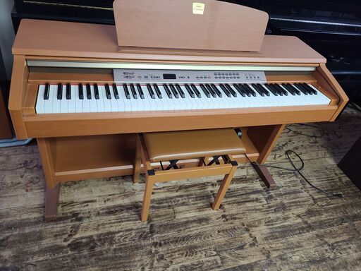 YAMAHA　CLP-120C　2004年製　￥22,000