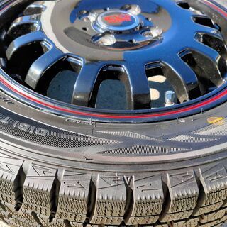 WEDSヴィセンテ アルミホイール付きスタッドレスタイヤ（黒ナット付属）2018年製の画像