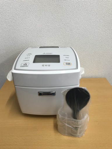 ⭐️未使用MITSUBISHI 2020年製IH 炊飯器NJ-VVA10-W