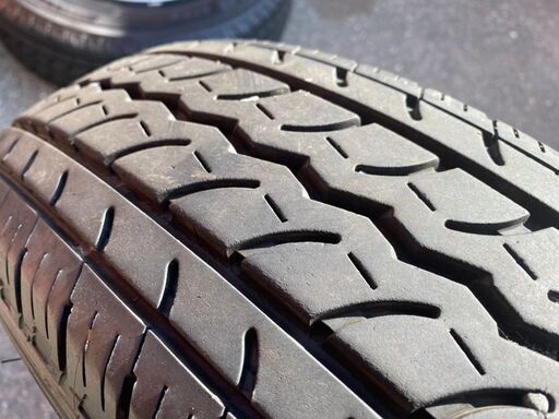 日産 キャラバン 純正ホイール　4本セット 195/80R15 ヨコハマタイヤ 19年製
