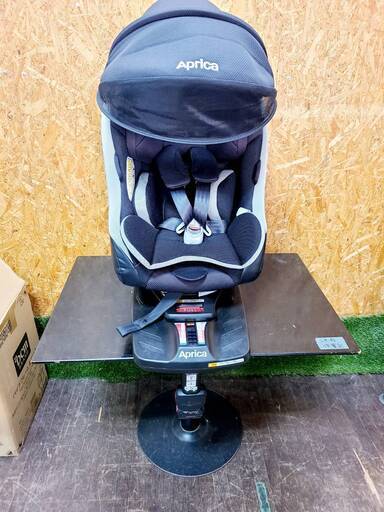 Aprica　クルリラチャイルドシート　ISO-FIX対応