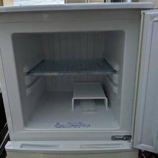 在庫一掃処分の為値下げしました!アビテラックス冷蔵庫138リットル美品の画像