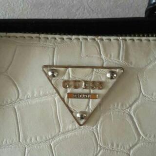 Guess handbag ハンドバッグの画像