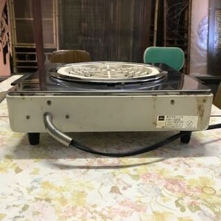 お鍋に最適　電気コンロ(東芝製：HP-129)の画像