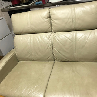 最終価格　ベージュ二人掛けソファ