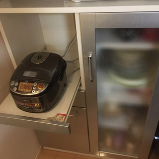 食器棚　キッチンボード