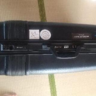 【再投稿】スーツケース　キャリーバッグ　ケースの画像