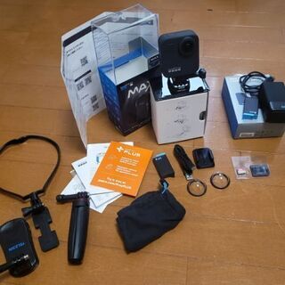 GoProMAX一式　デュアルバッテリーチャージャー　２５６GB　ＳＤカード　他