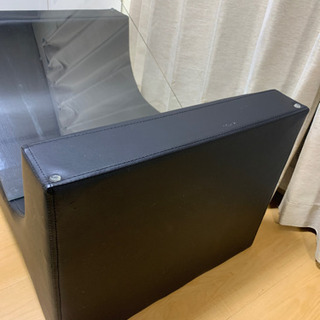 ガラステーブルの画像