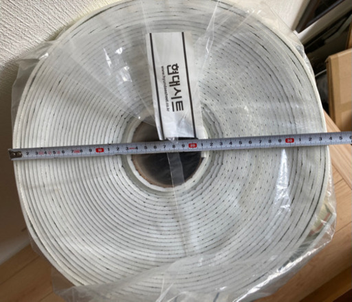 【新品未使用】壁紙 断熱クッション付き 1m✖️18m オフホワイト