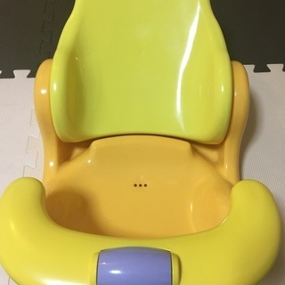 アップリカ　バスチェア