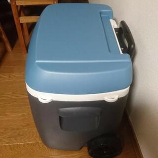 IgLoo イグルー　MAXCOLD マックスコールド クーラーボックスの画像