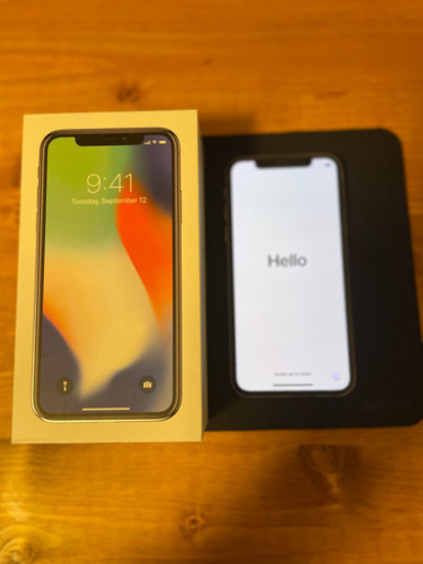 iPhone X 256GB SIMフリー