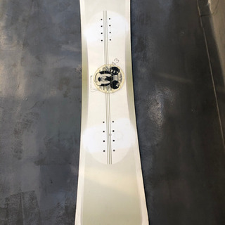 スノーボード板　143センチ　ダリング済み雪山使用不可の画像