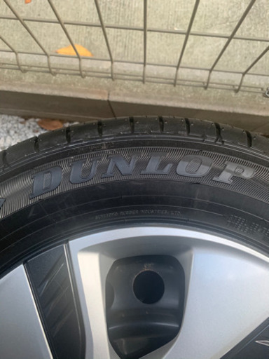 ホンダフリード  純正タイヤ　185/65R15 《新品同様》