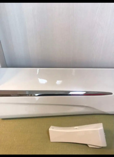 トヨタ　サイドスカートパネル