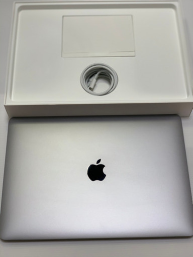 Apple MacBook Pro 13インチ スペースグレイ MUHP2J/A