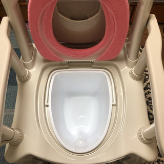 未使用　介護用ポータブルトイレ　ポータブルトイレ用袋　消臭剤　消臭液　付属の画像