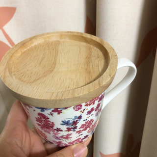 マグカップ　蓋付きの画像