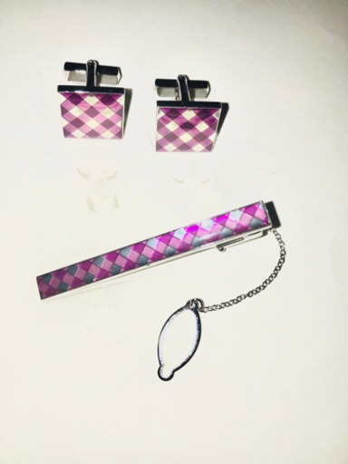 Crescent Vertのカフス、ネクタイピン