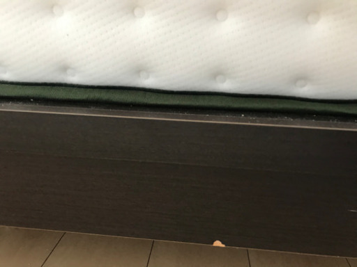 【予定者決まり】セミダブルフランスベット　マットレス付き　美品