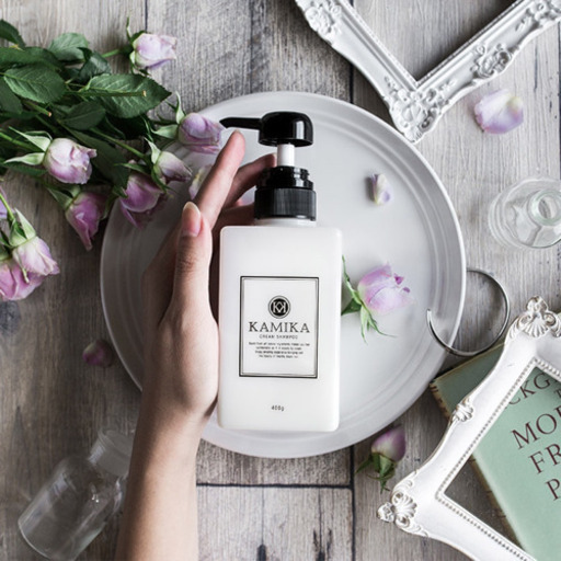 カミカ 黒髪クリームシャンプー KAMIKA 400g 2本