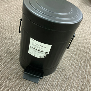 お取引き中です！カインズ　ペダルペール　丸型　5L ★