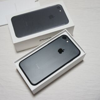 【美品】iPhone7 SIMフリー ブラック 電池89%　【送...