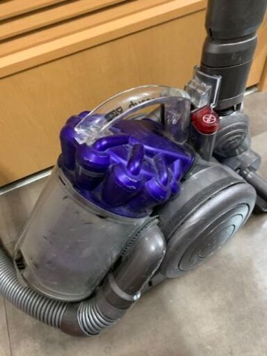 dyson  ダイソン サイクロン掃除機  DC26