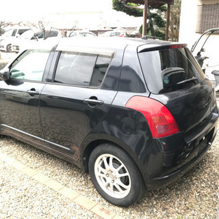 個人出品　低走行　訳ありワンオーナー　おそらく禁煙車　スイフト　黒の画像