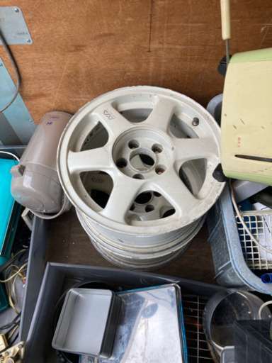 AVS モデル6 2本 16インチ