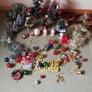 クリスマスの飾り付けアイテム各種